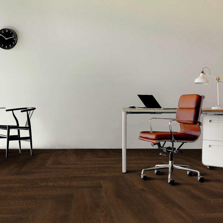 LVT 1701 Midnight Rose